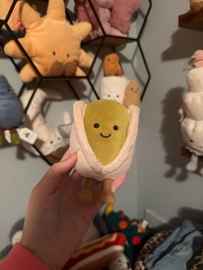 Jellycat Amuseables Horacio Pistachio